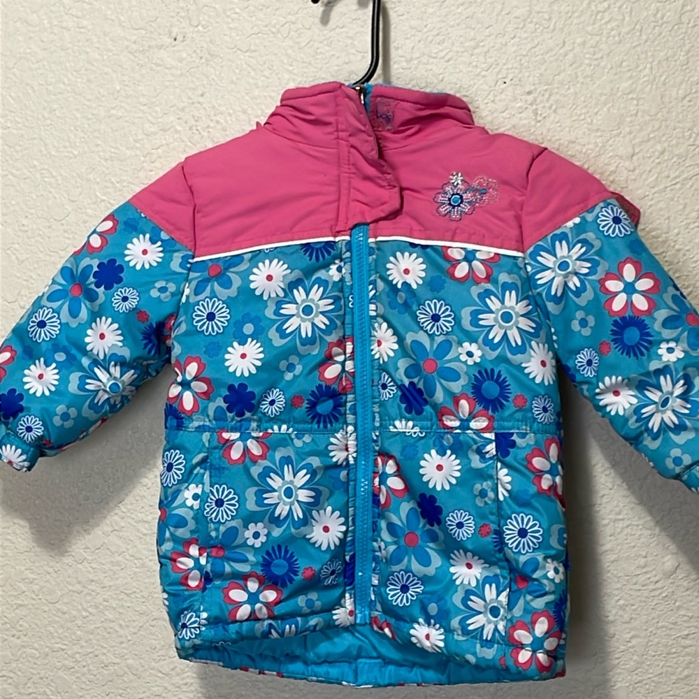 Rugged Bear Girls Blue Floral Winter Jacket. Very Good Condition. Size 24M.